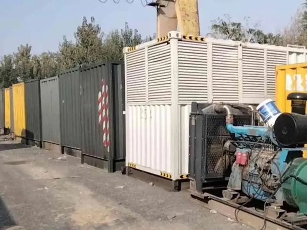 洱源200KW柴油发电机机组每小时油耗是多少？